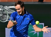 开云体育-温网完胜法网，梅德韦杰夫惊艳四座的简单介绍