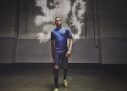 开云官方app入口-末节之王莫兰特，一人接管比赛，骑士狂胜独行侠背后的战术密码