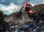 开云官网-英超争冠之夜，英格拉姆数据全面爆炸，一场改写历史的个人表演