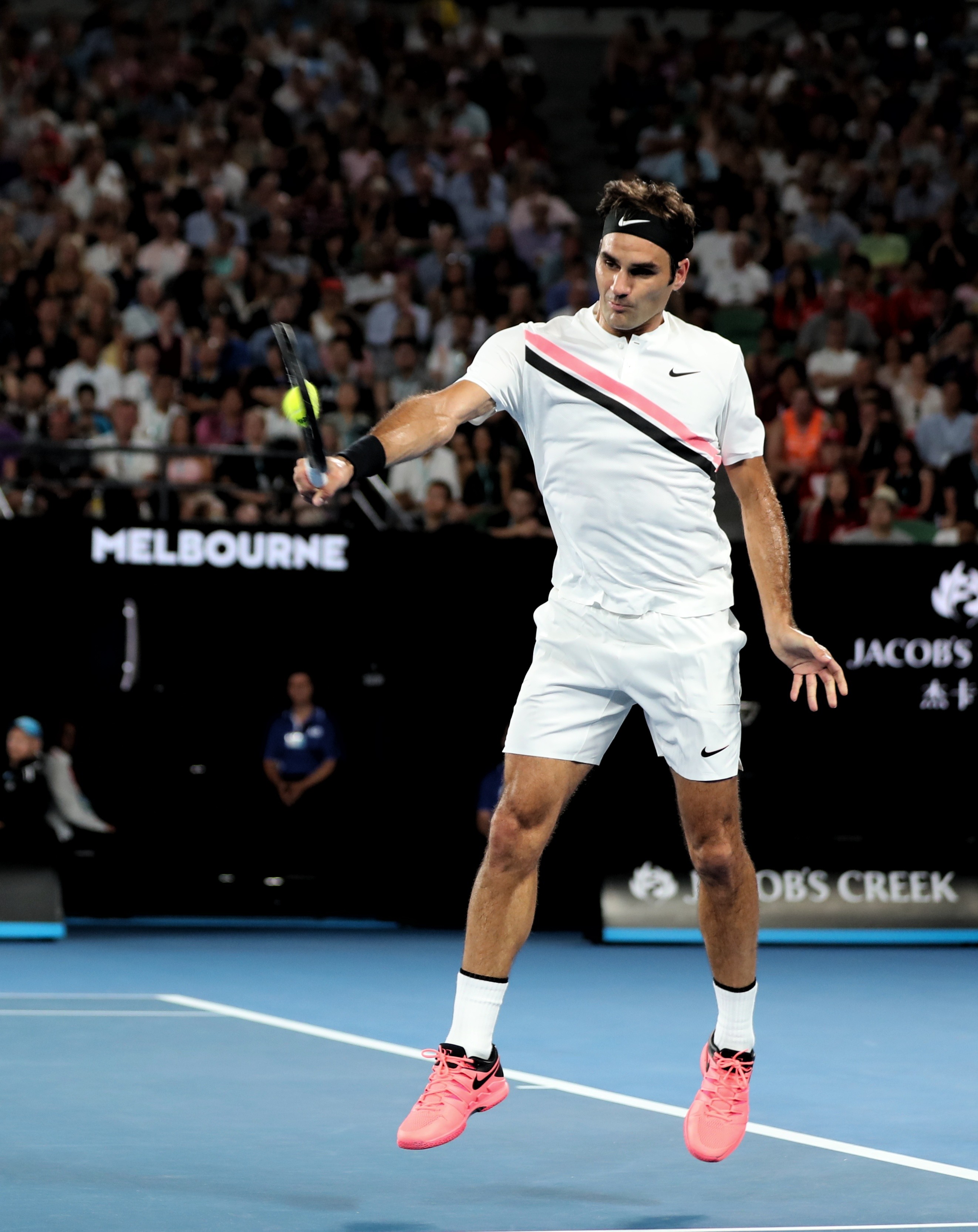 欧洲网球队绝杀澳大利亚网球队,费德勒制霸全场的简单介绍 欧洲网球队绝杀澳大利亚网球队,费德勒制霸全场的简单介绍