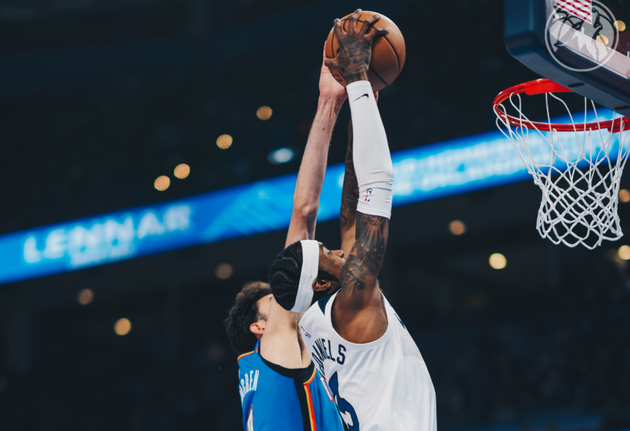 国王爆冷南韩男篮，艾顿三分雨点燃全场