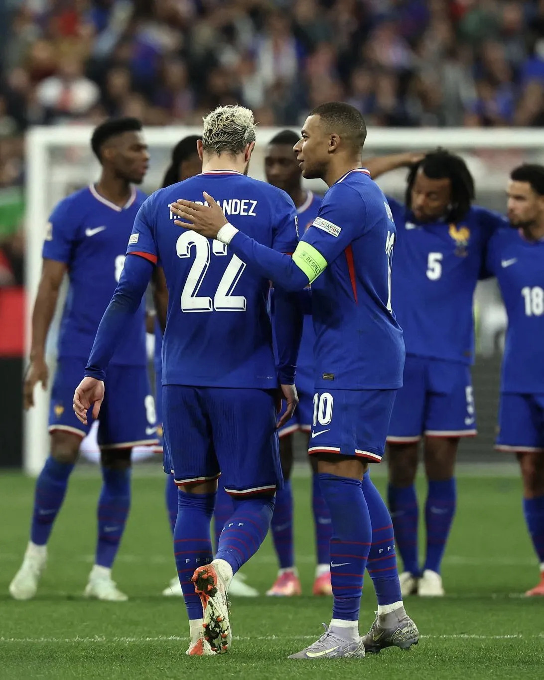 包含瑞典国家队战胜强敌,挺进欧预赛半决赛!的词条 包含瑞典国家队战胜强敌,挺进欧预赛半决赛!的词条