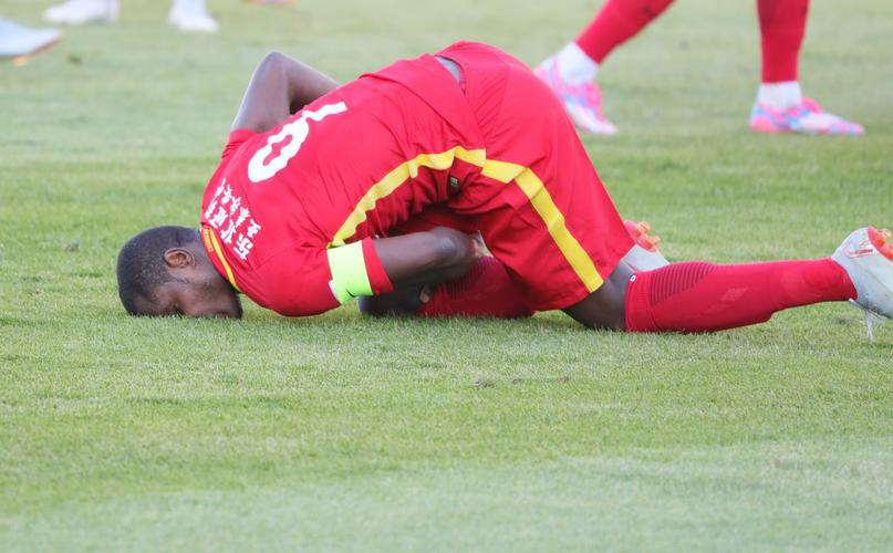 曼联主场惊险绝杀诺里奇，保住危险位置的简单介绍