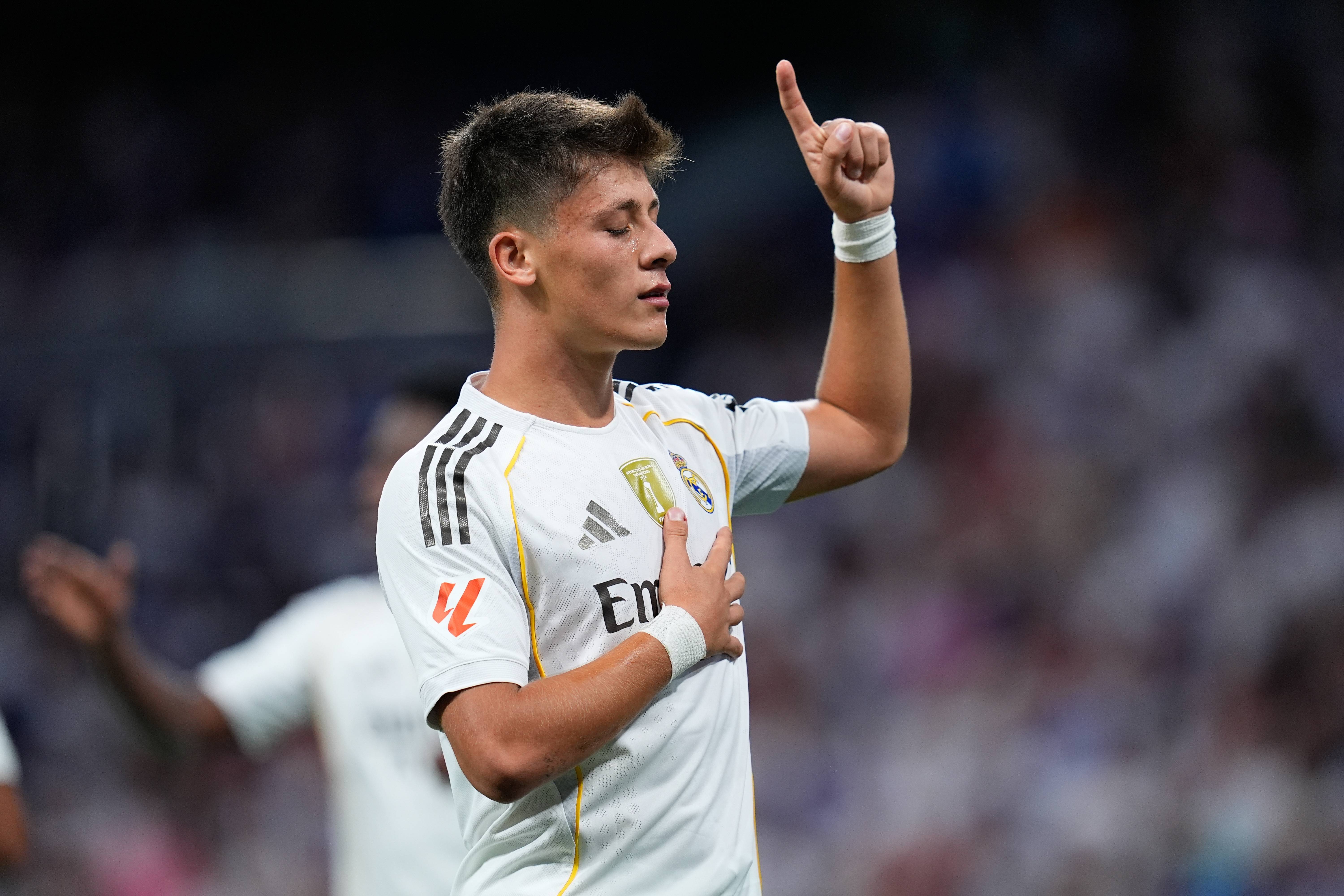 关于皇家马德里客场大胜,稳固领先优势的信息 关于皇家马德里客场大胜,稳固领先优势的信息