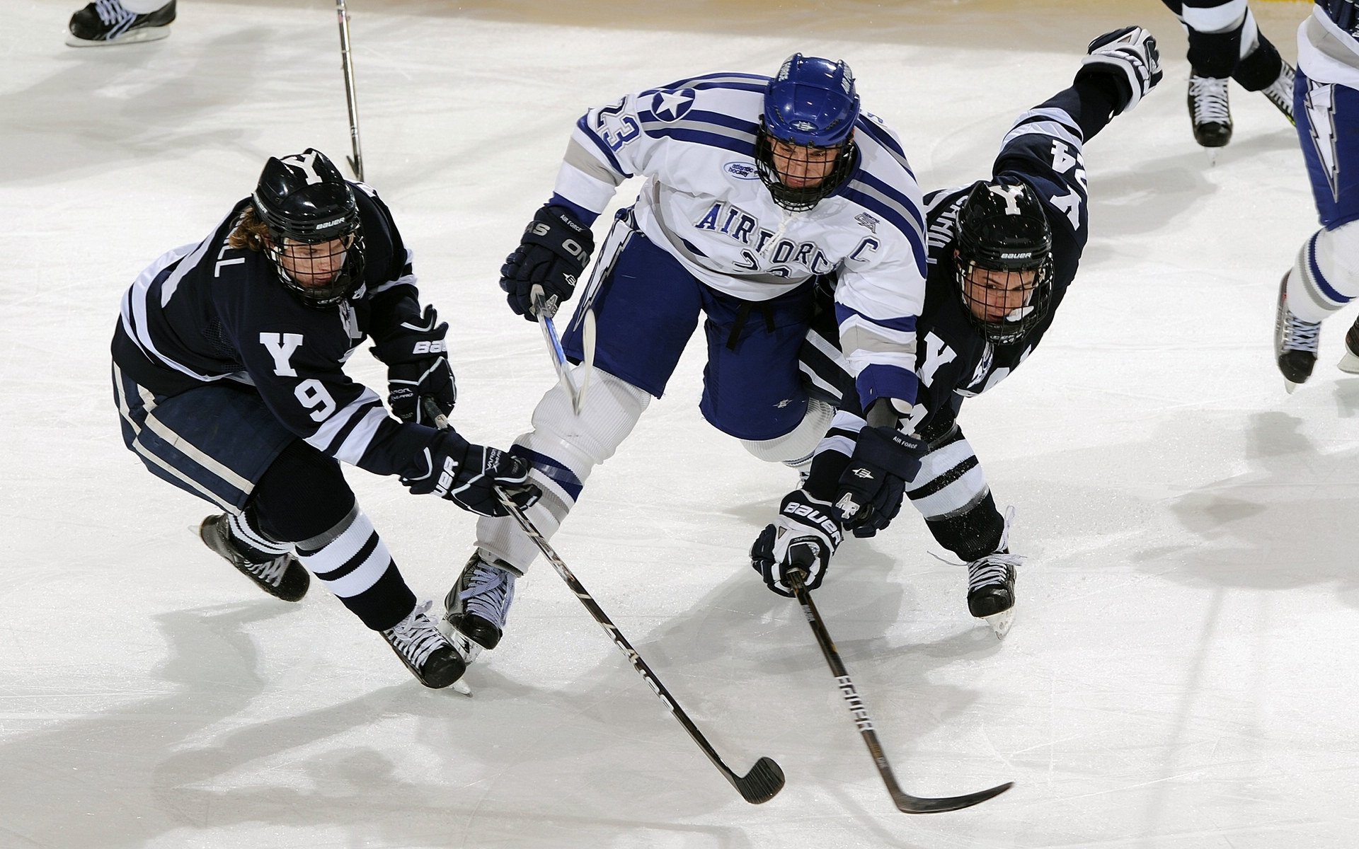 从绿茵场到F1赛道，黄喜灿的跨界接管与澳大利亚的逆转启示